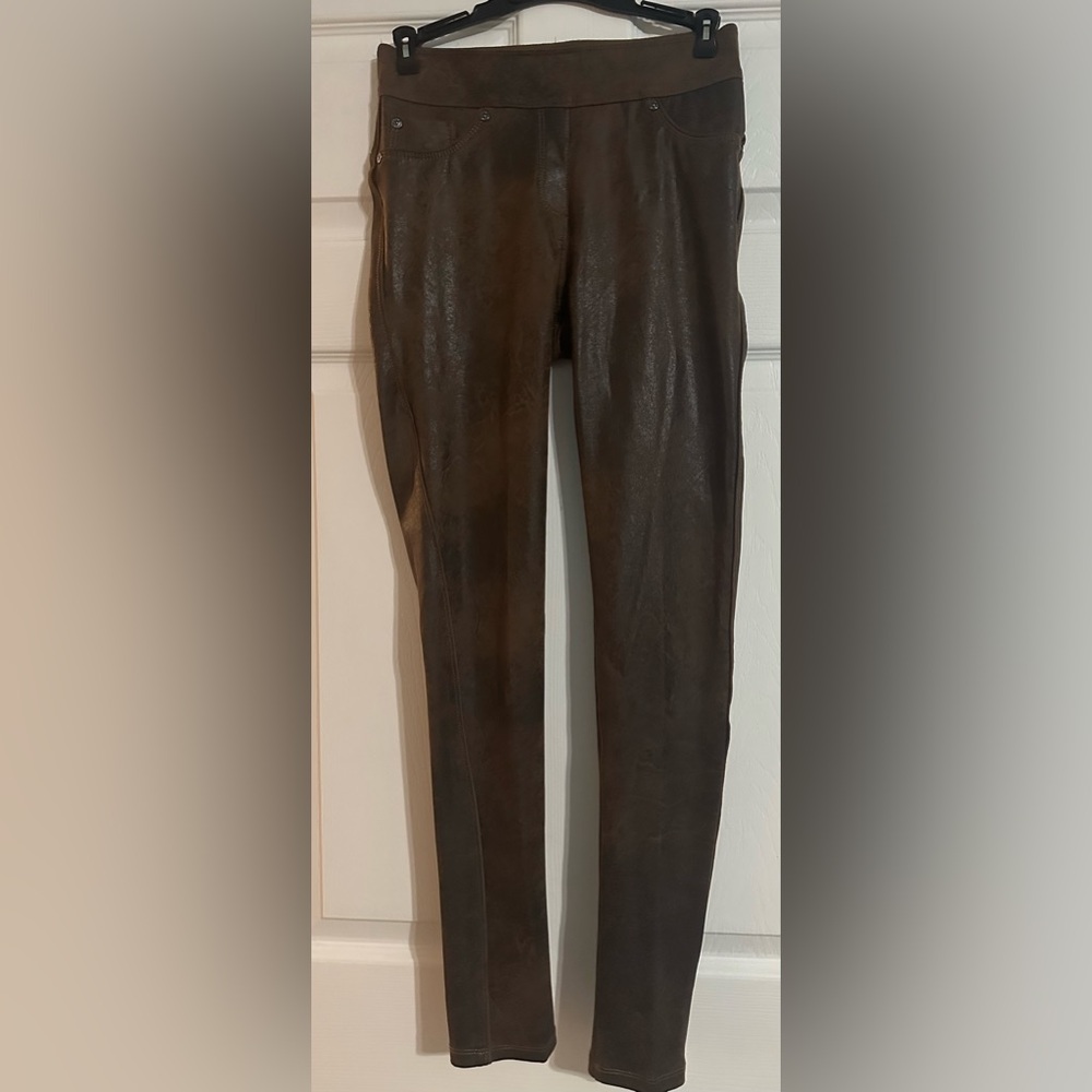 Nygard ( Peter Nygard) Slims Women’s  Jegging in‎ Brown Faux Leather - Size XS